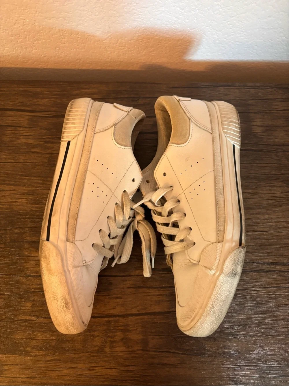 Shoes size 7.5 - Picture 4 of 9